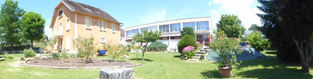 Hotel Morris Le Pont-de-Beauvoisin ภายนอก รูปภาพ