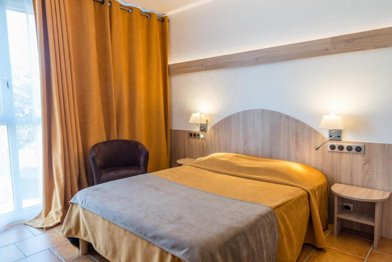 Hotel Morris Le Pont-de-Beauvoisin ภายนอก รูปภาพ