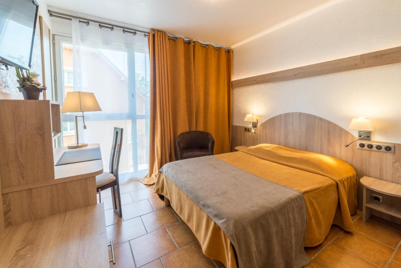 Hotel Morris Le Pont-de-Beauvoisin ภายนอก รูปภาพ